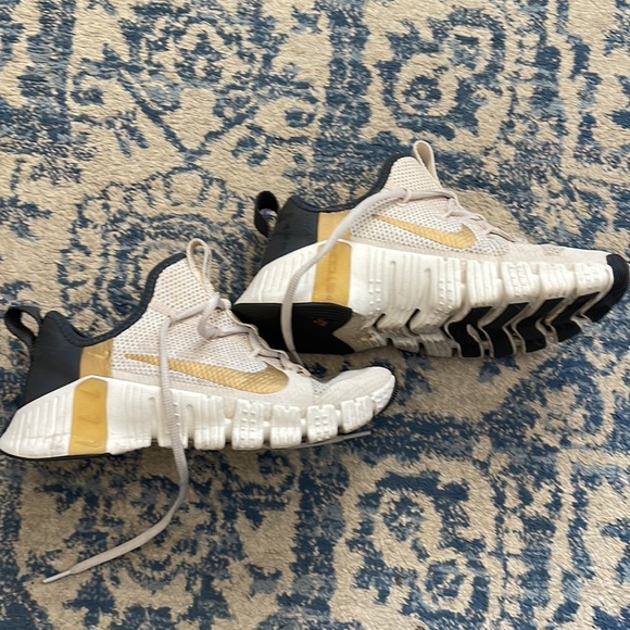 Nike metcon free 3 light orewood brown - Picture 4 of 7